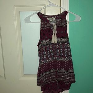 Beautiful flowy patterned top